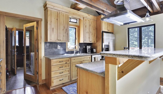 Deer Park Alpine Getaway