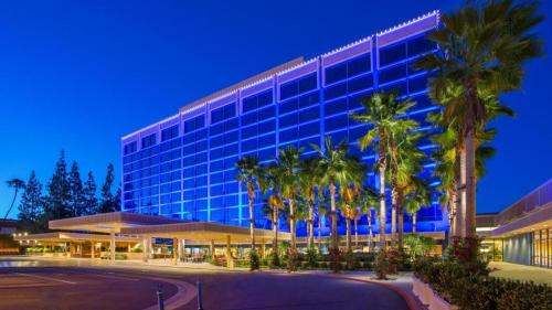 Disneyland® Hotel
