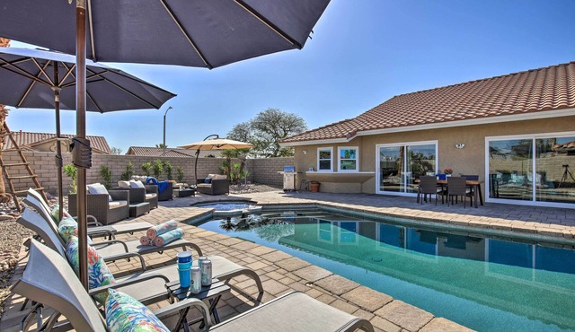 Dog-Friendly w/Salt Wtr Pool Walk To Tennis Garden