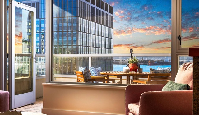 Electra Building 2bed - Views, Pool, Sauna, Spa