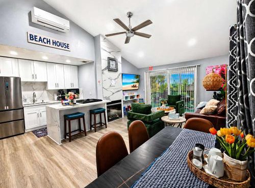 Endless Sunset- Near Beach Surf and Pet Friendly