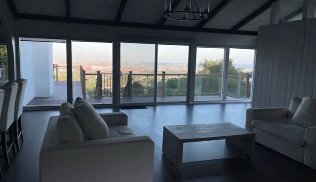 Entire gated house, Ocean view near resort and golf course