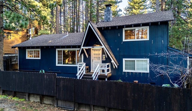 Family Cabin in South Lake Tahoe California Hot Tub Near Trails