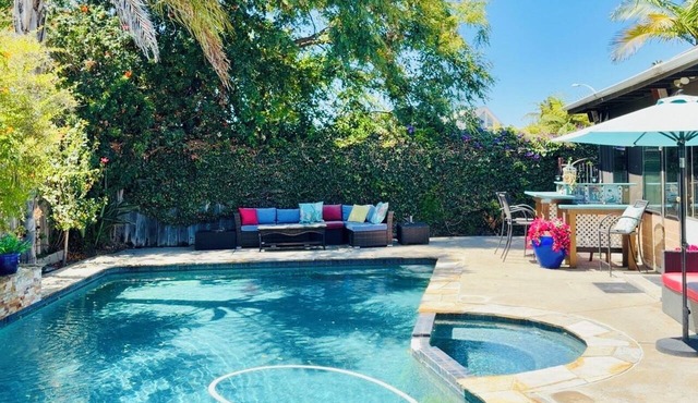 Family Hacienda Retreat Heated Pool & Spa Pet Friendly Near Beaches & SeaWorld