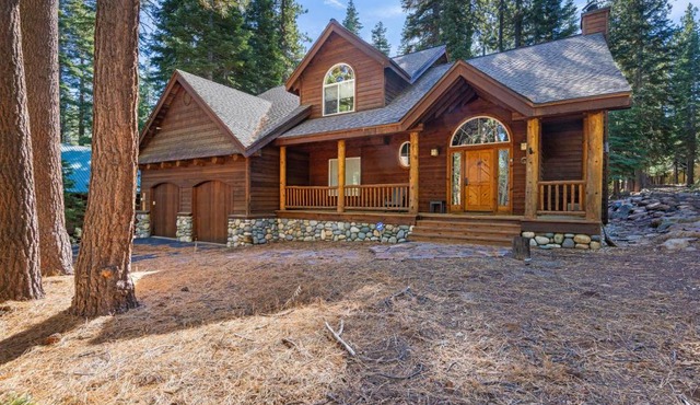 Fox Crossing at Tahoe Donner by Tahoe Getaways - 3BR Vacation Rental w Forested Views & HOA Amenities!