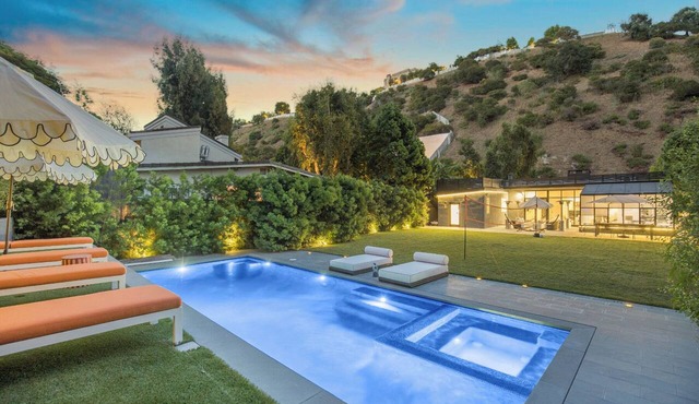Franklin Canyon - Retreat in the Heart of BH with Private Sauna & Spa