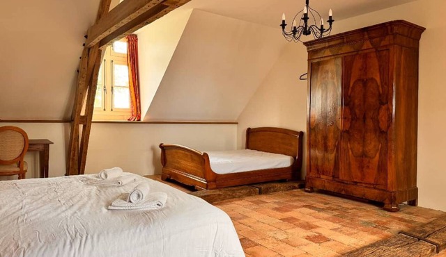 Friendly group accommodation for 15 people in Pas-de-Jeu