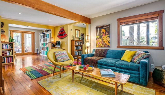 Fun Family Home in Pasadena!