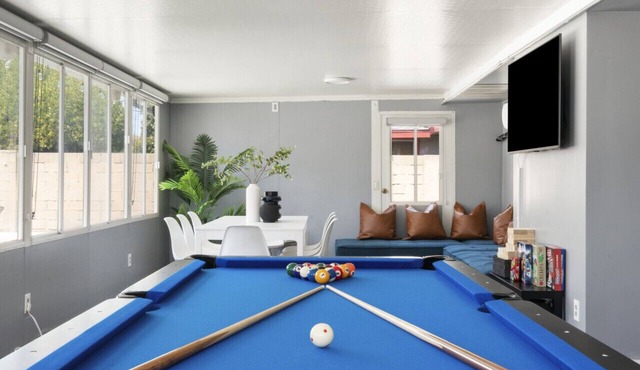 Galactic Getaway:Close to Disney with Pool & Games