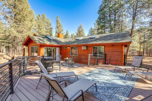 Gazebo w/View & EV Charger: Rustic Williams Cabin