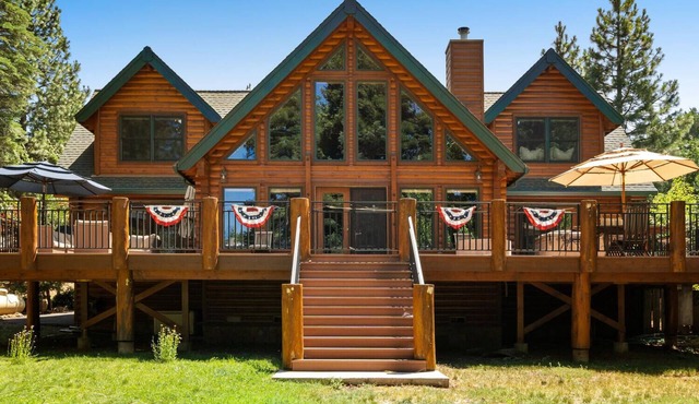 Golf Course Luxury Log Cabin Lake Almanor