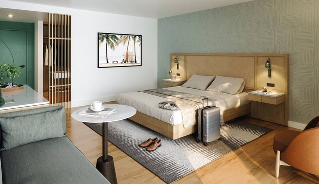 Golf View King Room with Two Pools & Hot Tub