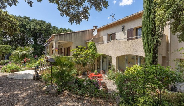 Gorgeous home in Bédarrides