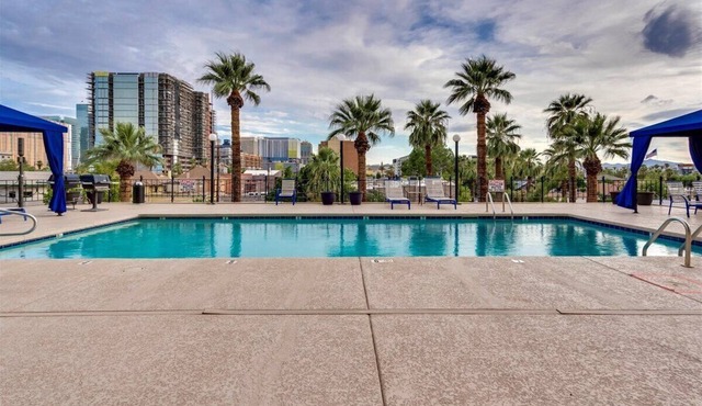 Gorgeous mid-century Downtown condo with amazing views and style