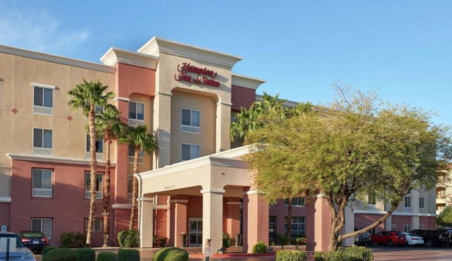 Hampton Inn & Suites Phoenix-Surprise