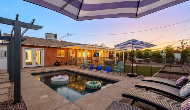 Heated Pool + Walk to Old Town! New Renovation!