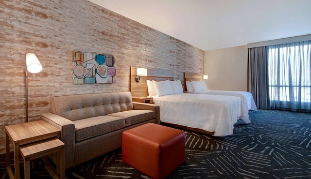 Home2Suites by Hilton Anaheim Resort
