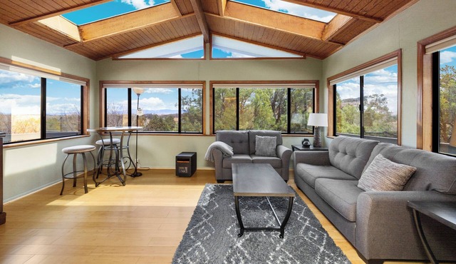Horizon Hills Chalet