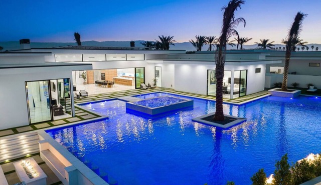 Indio Retreat Pool + Hot Tub + Pickleball Court Near La Quinta | Bravo