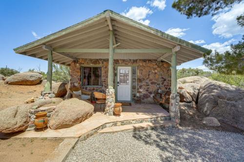 'Inn the Boulders' Peaceful Yarnell Escape