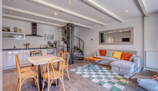 La Dépendance, Magnifique maison avec jardin