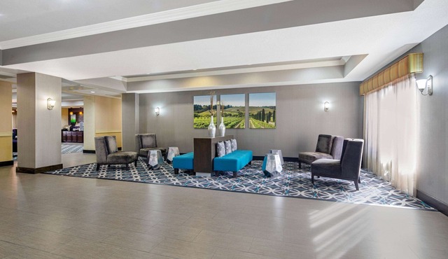 La Quinta Inn & Suites by Wyndham Temecula