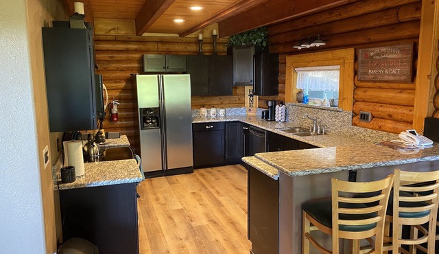 Lake View Log Cabin