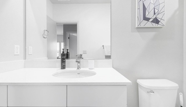 Landing | Amazing 1BD, Clubhouse, Gym