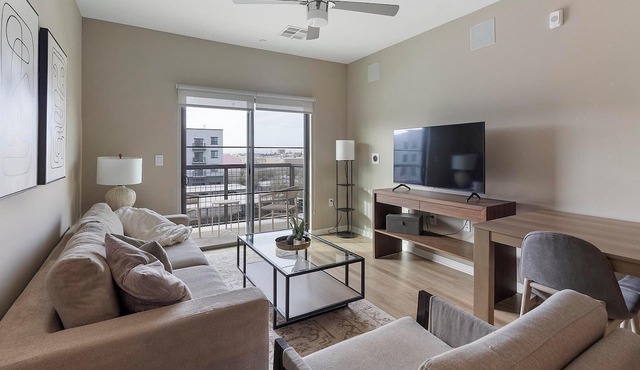 Landing | Chic 2BD, Gym, Game Room