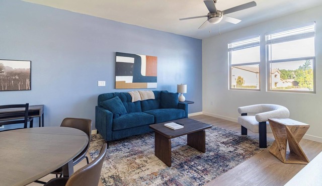 Landing | Stunning 2BD, Gym, Yoga Studio