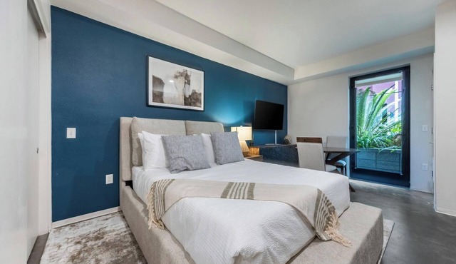Landing | Stunning Studio, Gym, Clubhouse
