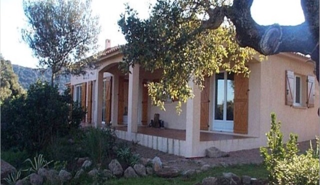 Large villa in Figari in Figari