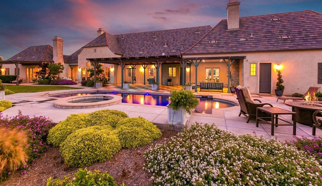 Luxury Estate with Stunning Views of the Valley