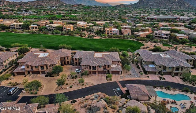 Luxury golf course condo