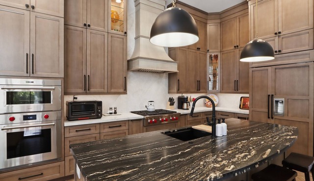 Luxury in Desert Ridge