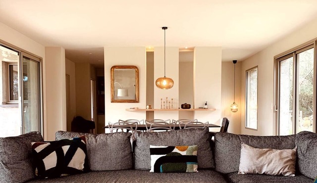 Luxury villa with large garden near Porto-Vecchio
