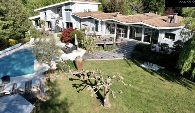 MAGNIFICENT B&B on Bordeaux's Right Bank