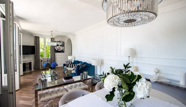 Magnificent Manor House, Breathtaking Sea & Mountain views. 12 min from Monaco.
