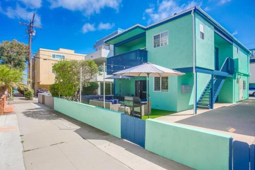 Manhattan Shores 5