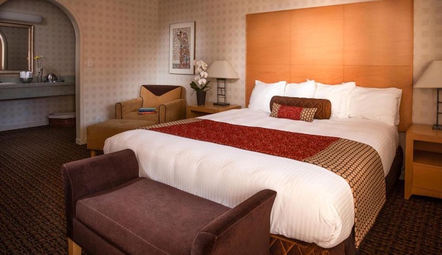 Menlo Park Inn
