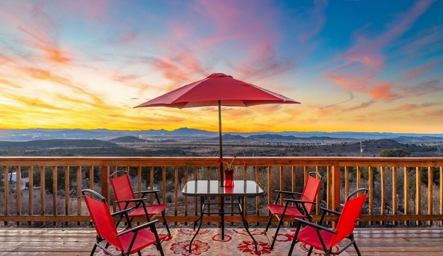 Mingus Mountain Views | Sauna | Near Jerome