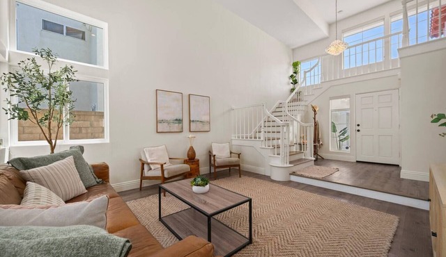 Misty Ridge: Spacious Home in Mission Viejo