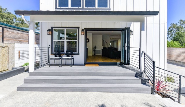 Modern Farmhouse in Downtown Napa