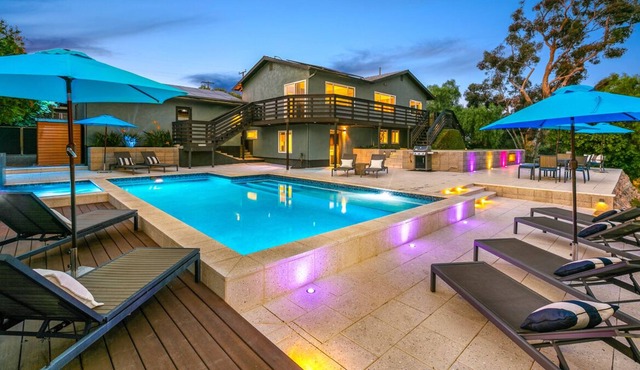 Modern Lux Pool Resort in Heart of SD