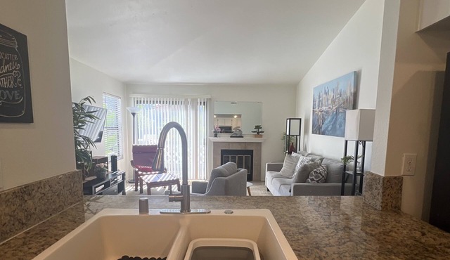 Modern spacious 3BR/2BA apartment in Poway Unified Schools