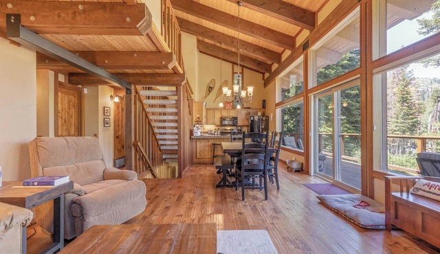 Monthly Lease - Pine Trail at Alpine Meadows - Pet Friendly w Hot Tub at Alpine Meadows