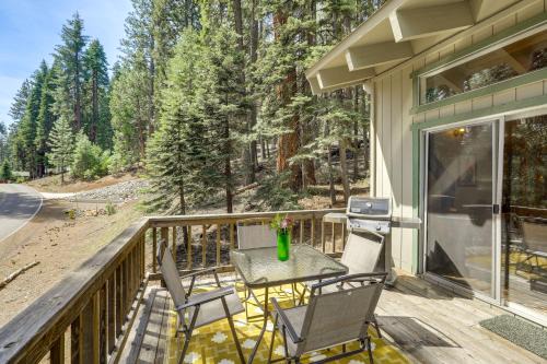 Near Beaches & Boat Launches! Lake Almanor Getaway