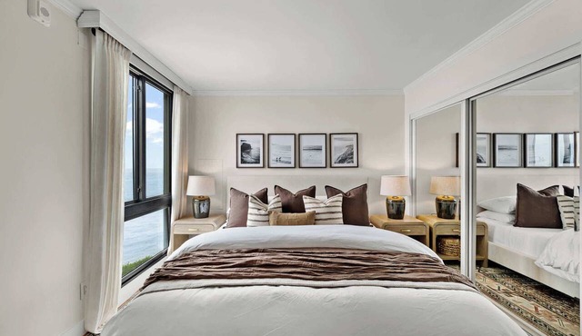 NEW Oceanfront 2 Bedroom Condo in San Diego with AC and Parking