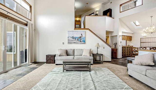 Oceanfront Oasis: Home Overlooking Pebble Beach!