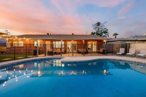 Painted Sky Ranch - Guest House Large Pool & Putt